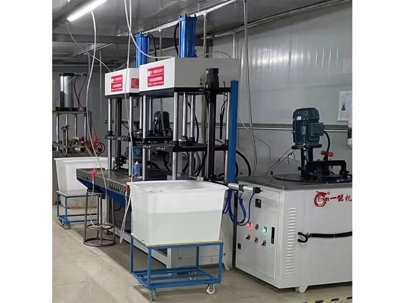 全自動(dòng)雙工位射蠟機(jī)